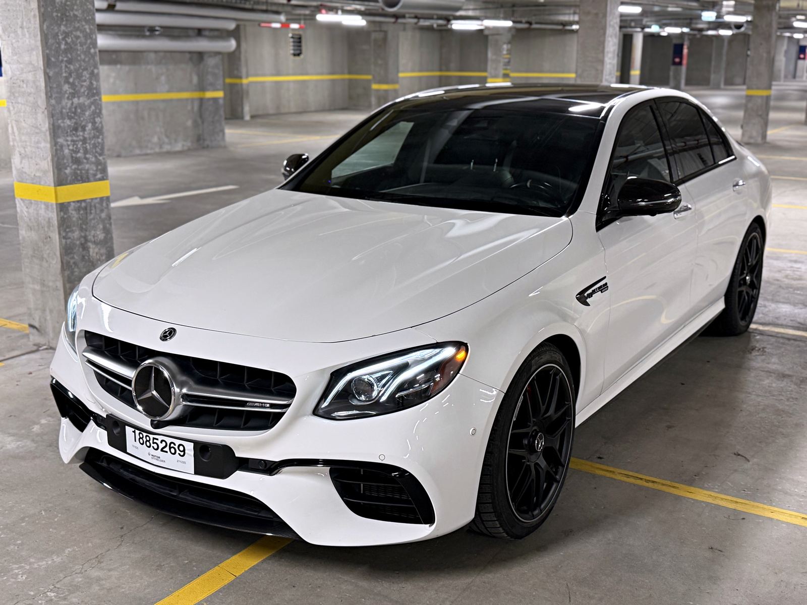 Mercedes-AMG E 63 S 4MATIC+ i hvid, solgt